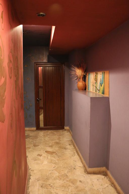 Motel Acapulco 예레반 외부 사진