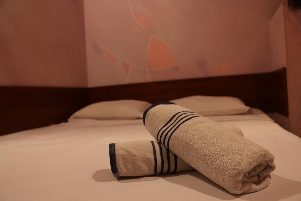 Motel Acapulco 예레반 외부 사진